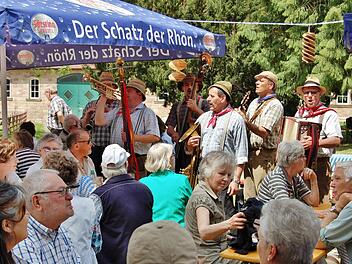 Die "Spräublöaser" aus der Rhön spielten beim Museumsfest in der Oberen Saline auf. Foto: Sigismund von Dobschütz