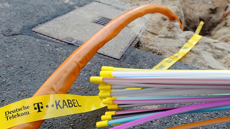 Symbolbild: Julian Stratenschulte dpa