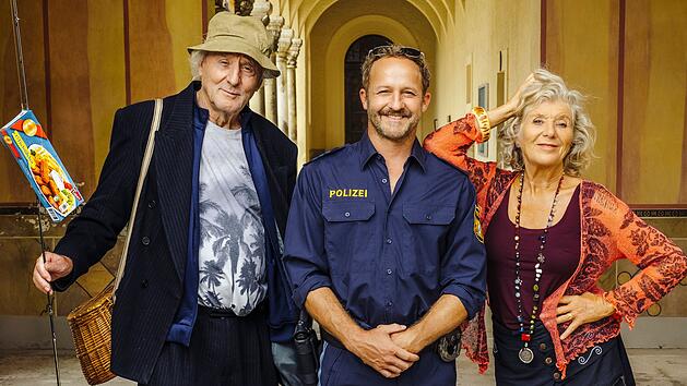 "Servus Eddie - Sp&auml;tes Gl&uuml;ck" hei&szlig;t der letzte Film von G&uuml;nther Maria Halmer (links). Der im Mai verstorbene Schauspieler verk&ouml;rpert einen Obdachlosen an der Seite von Maximilian Br&uuml;ckner und Jutta Speidel.
