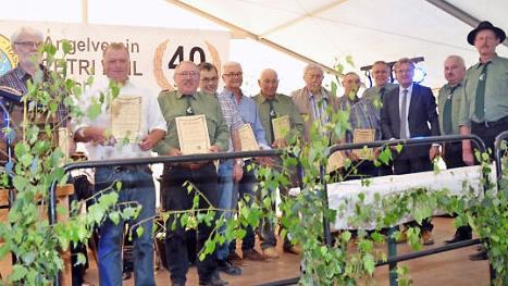 Sie halten seit 40 Jahren dem Angelverein die Treue.