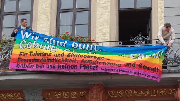 Vielen Menschen in Coburg liegt es am Herzen, die Vestestadt bunt und tolerant zu gestalten.