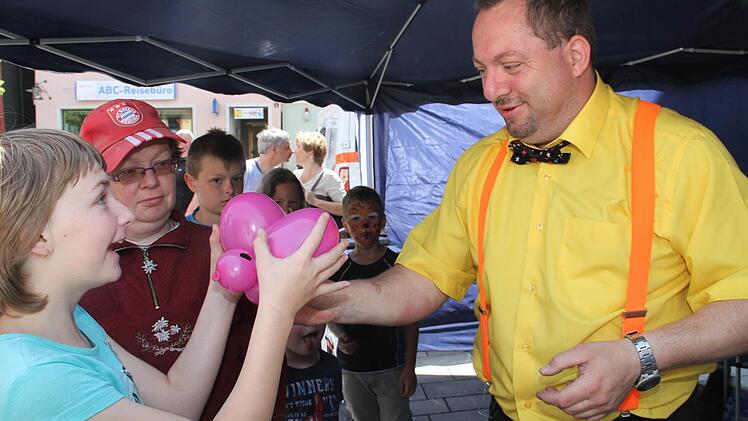 Der Lichtenfelser Marktplatz wurde zum Kinderparadies.