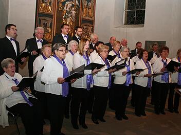 Beim Kirchenchor Aschbach-Hohn funktioniert die Gemeinschaft.  Fotos: Evi Seeger