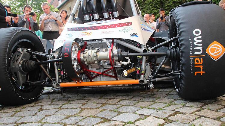 Alles in Eigenregie: Motor, Räder und Technik wurde von den Studenten gebaut.