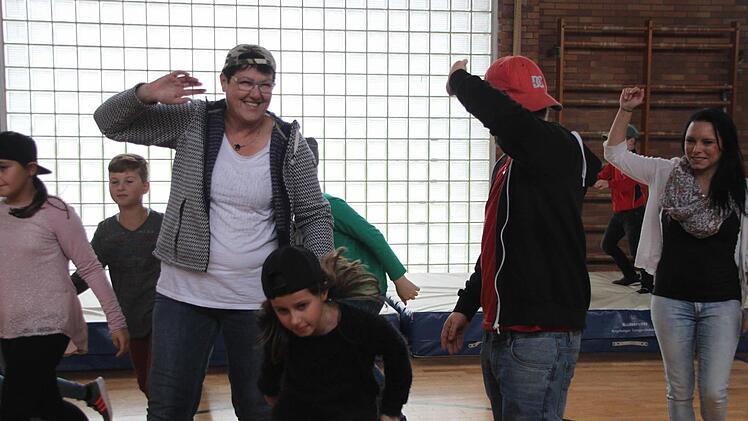 Hip-Hop-Unterricht in der Pressecker Grundschule Foto: Mona Hain