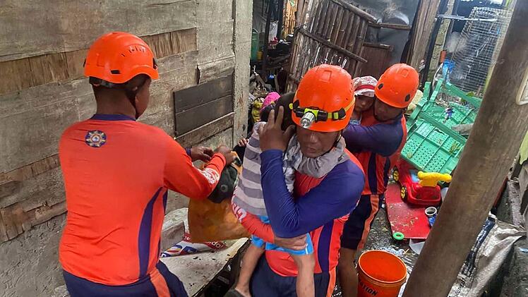 Taifun "Fung-wong" - Philippinen