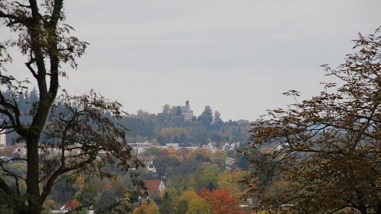Die Sicht reicht bis Schloss Callenberg. Foto: Simone Bastian