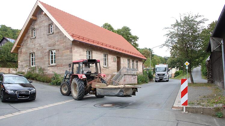 Durch den Umleitungsverkehr kann es nicht nur in Fölschnitz eng werden. Foto: Jürgen Gärtner