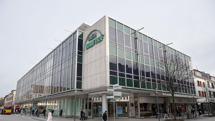 Leerstehende Galeria-Filiale in Hanau