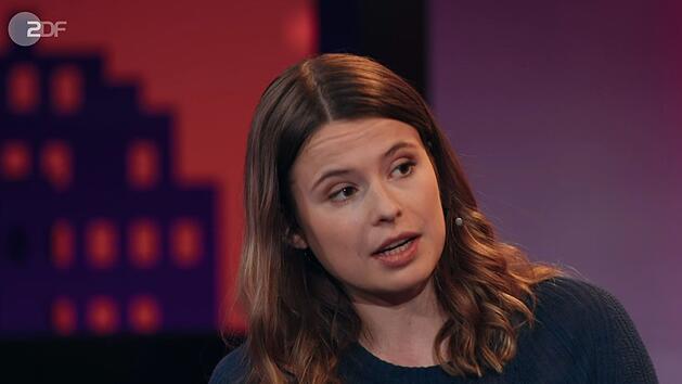 Luisa Neubauer erinnerte sich bei "Till Tonight" an ein Talkshow-Highlight.