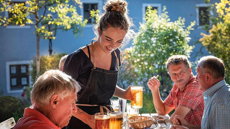 Geselligkeit ist nicht nur in der Zoigl-Stube, sondern auch im Biergarten Trumpf.Peter von Felbert