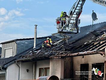 Eckental: Garagenbrand greift auf mehrere Wohnh&auml;user &uuml;ber