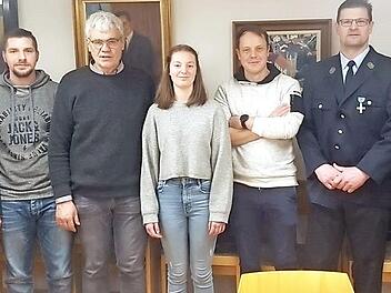 Neue Mitglieder wurden in die Freiwillige Feuerwehr Döringstadt aufgenommen. Foto: privat