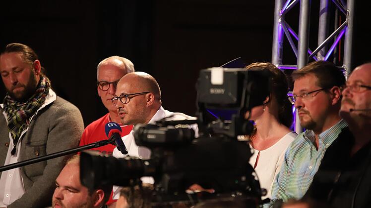 Die Fernsehsendung "Jetzt red i" war zu Gast in Kronach. Foto: Marian Hamacher