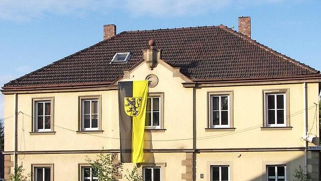 Im Konsumgebäude am "Plätzla" versorgten sich die Herzogenauracher mit Lebensmitteln. Foto: Manfred Welker