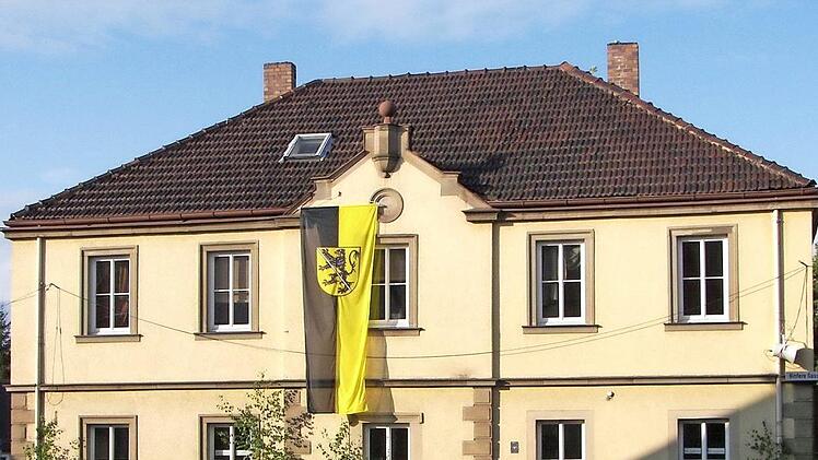 Im Konsumgebäude am "Plätzla" versorgten sich die Herzogenauracher mit Lebensmitteln. Foto: Manfred Welker