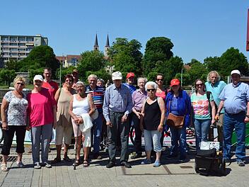 Der Ausflug der Bewohner des Pflegeheims Schloss R&ouml;mershag ging nach Veitsh&ouml;chheim und W&uuml;rzburg.  Foto: Conny Reinhard