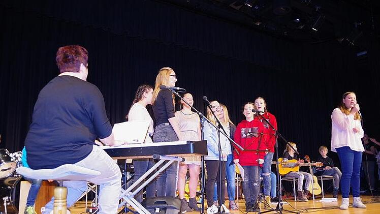 Der Chor der Gottfried-Neukam-Mittelschule Kronach