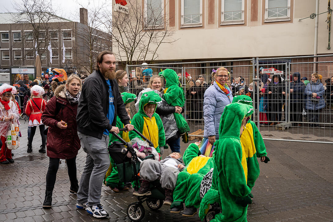 Der traditionelle Umzug zog ca. 70.000 Faschingsfreunde an.