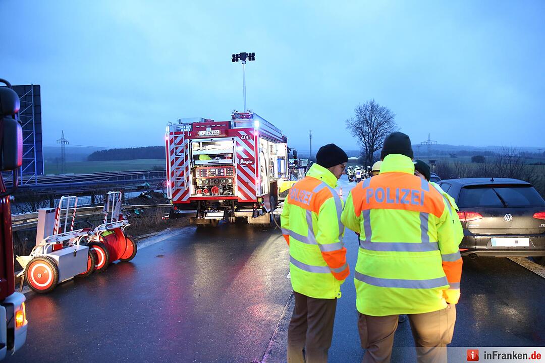 Milchlaster verunfallt auf der A70