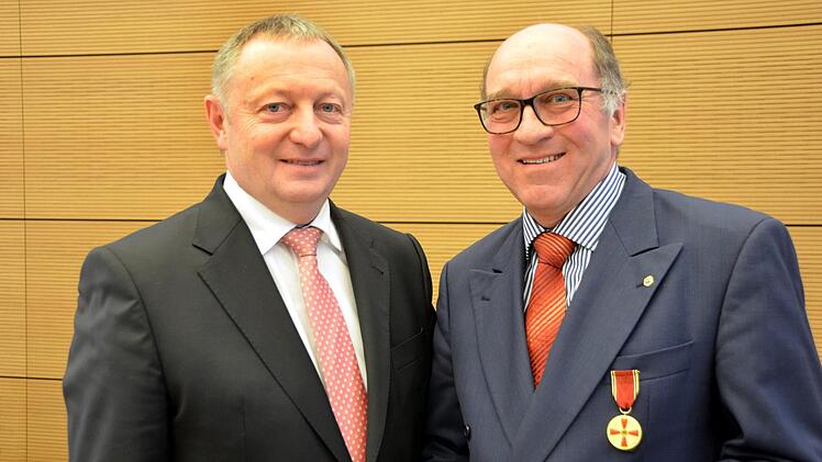Martin Kuchler und Landrat Thomas Bold  Peter Rauch