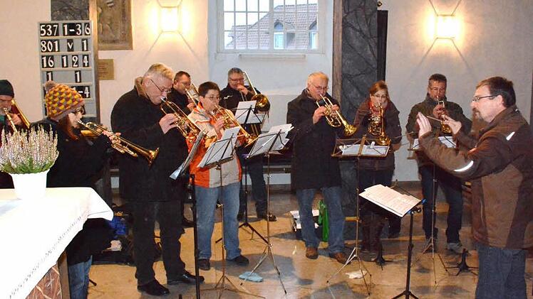 Der Posaunenchor Altenstein spielte Weihnachtsweisen in der Kirche.  Alle Fotos: Schmidt