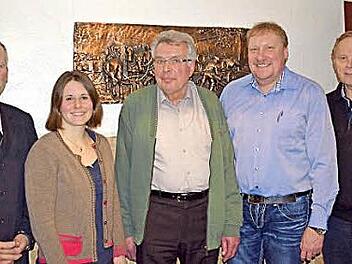 Vorstand mit Bürgermeister Jochen Partheymüller (links) Foto: S. Schmidt