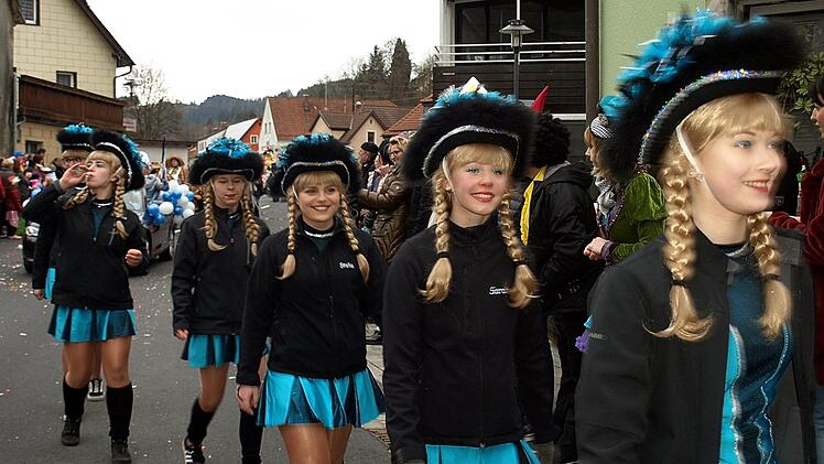 Impressionen vom Faschingsumzug in Steinwiesen. Foto: Susanne Deuerling