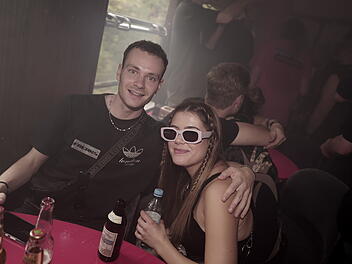 N&uuml;rnberg: "Techno Train" 2022 - das sind die sch&ouml;nsten Bilder von der Party im Zug