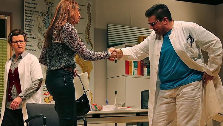 Szene aus "Wenn der Landarzt schläft""  Foto: Gerd Schaar