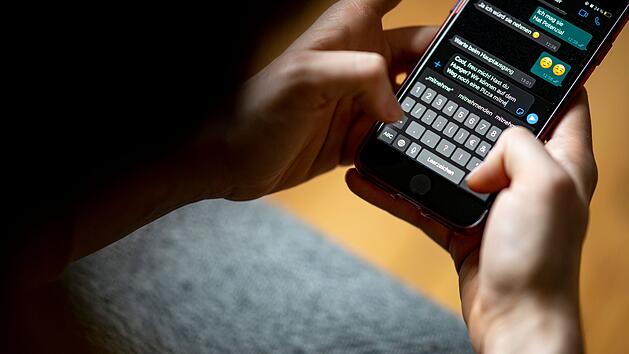 WhatsApp testet Vorplan-Funktion f&uuml;r Nachrichten