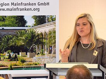 Bayerns Gesundheitsministerin Melanie Huml beim Gesundheitssymposium. Foto: Peter Rauch