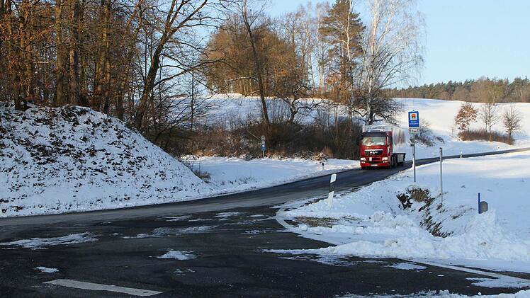 Der betroffene Abschnitt der Staatsstraße 2281 Foto: Günther Geiling