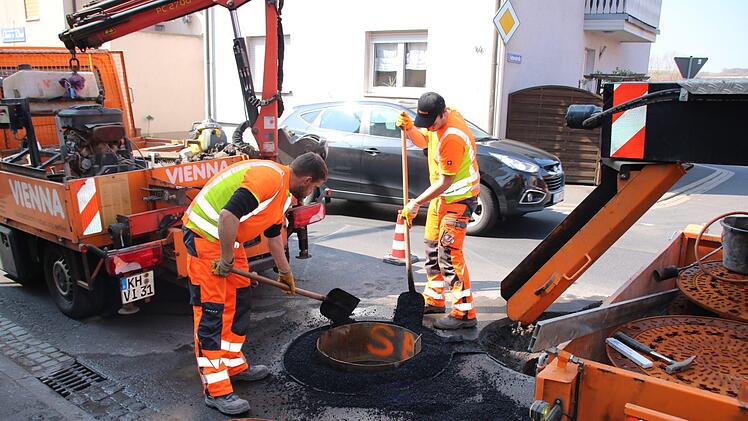 Eindrücke von der Baustelle in der Nüdlinger Ortsdurchfahrt. Foto: Ralf Ruppert