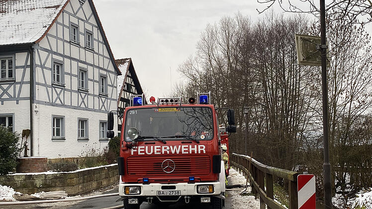 Größere Scheune brennt komplett aus