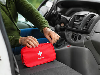 Verbandskasten, Verband, Auto