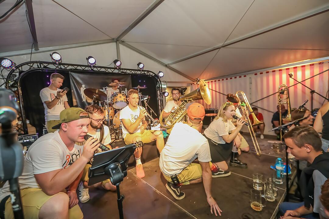 Endlich wieder Partystimmung im Sandgebiet