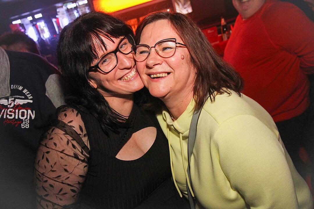 RADSPITZ live im Schwingen Nightlife