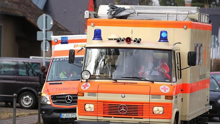 Durch verspr&uuml;htes Reizgas wurden elf Sch&uuml;lerinnen und Sch&uuml;ler  einer N&uuml;rnberger Schule verletzt. Die Polizei ermittelt. NEWS5 / Krau&szlig;er