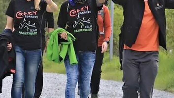 Gut drauf: Die Wanderer hatten viel Spa&szlig; auf der Strecke.