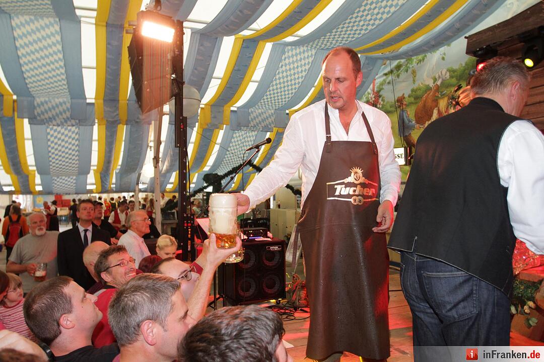 Nuernberger Herbstvolksfest feierlich eroeffnet