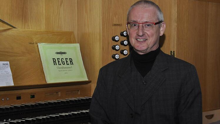 Mit einem einzigartigen Abschlusskonzert beendete der Fuldaer Domorganist Hans-Jürgen Kaiser denBad Kissinger Orgelzyklus. Foto: Peter Klopf