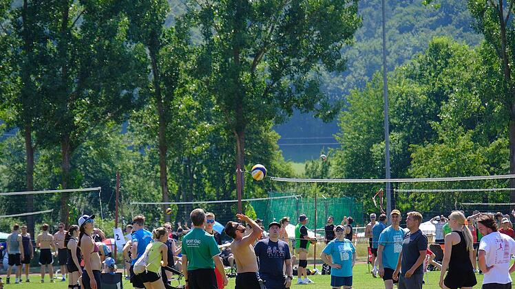 Volleyball-FreiluftturnierFoto: Gerd Schaar