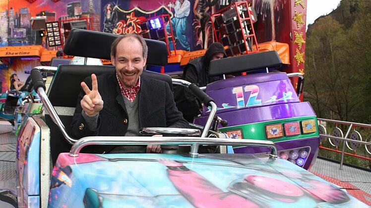 Jörg Kunstmann hat seinen ganzen Mut zusammengenommen - doch bei der Tour mit dem Break-Dancer geht es ganz schön rund. Foto: Sonja Adam