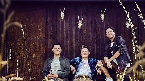 Die bekannte Band Dorfrocker gastiert am 29. Mai in Untersiemau. Fans können sich ihre Tickets jetzt schon sichern.