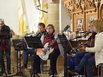 Frischen Wind brachte die Band "Unikat" in die Marktgraitzer Pfarrkirche.Foto: Andreas Welz