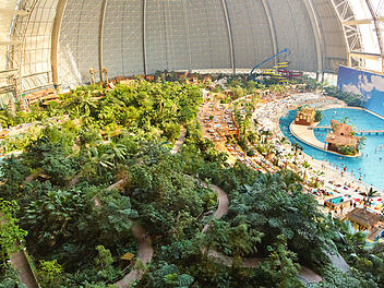 Das Tropical Islands Resort belegt Platz1 im Ranking der beliebtesten Thermen in Deutschland.