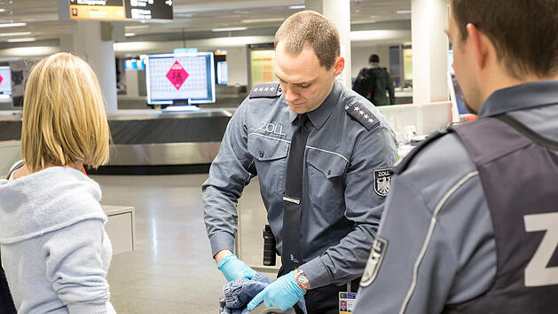 Tipps für Reisende - So kommst du stressfrei durch den Zoll