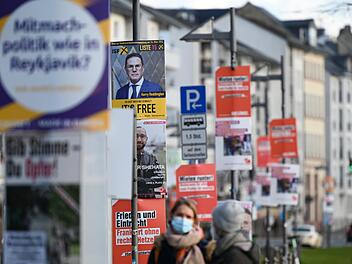 Bei der Kommunalwahl in Hessen (hier ein Bild aus Frankfurt) hat es nur ein Züntersbacher in die Kreisvertretung von Sinntal geschafft, dafür gleich drei Sinntaler in den Kreistag in Hanau. Foto: Arne Dedert/dpa