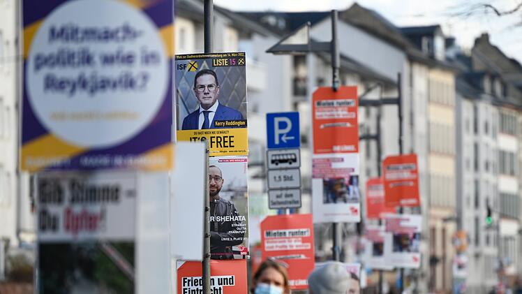 Bei der Kommunalwahl in Hessen (hier ein Bild aus Frankfurt) hat es nur ein Züntersbacher in die Kreisvertretung von Sinntal geschafft, dafür gleich drei Sinntaler in den Kreistag in Hanau. Foto: Arne Dedert/dpa